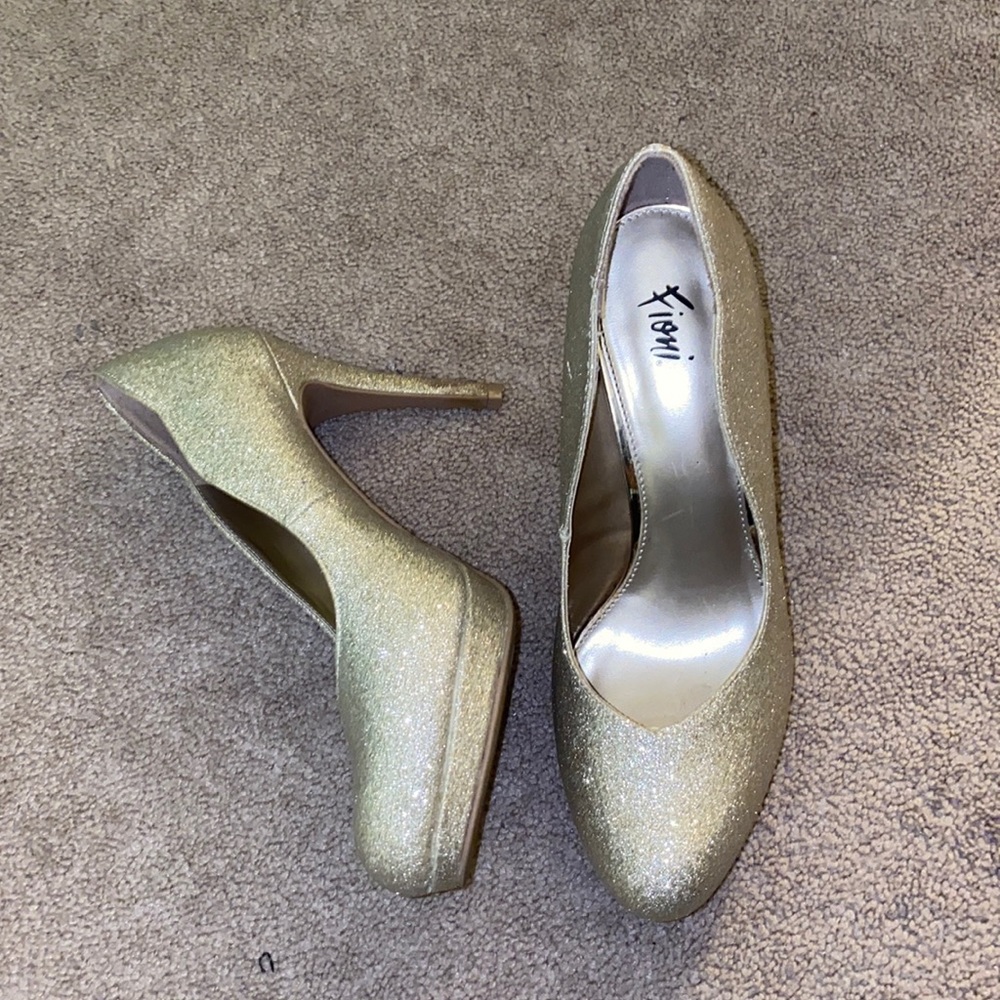 FIONI Gold Sparkly 4" Heels